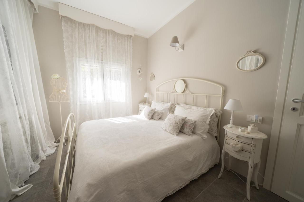 Bnbook Maison Charlotte Lago Maggiore Porto Valtravaglia Dış mekan fotoğraf