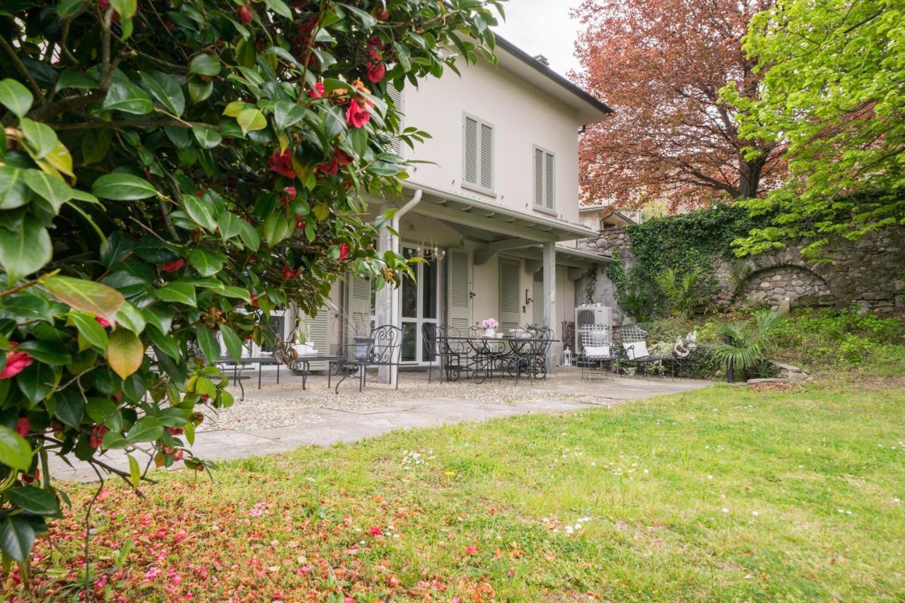 Bnbook Maison Charlotte Lago Maggiore Porto Valtravaglia Dış mekan fotoğraf